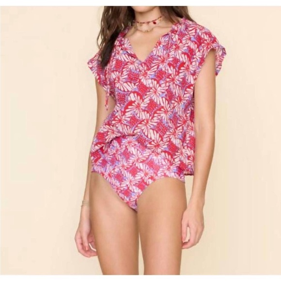 NEW XiRENA winslet top in ruby petal small - Picture 3 of 15